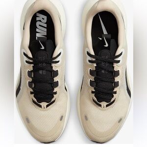 Nike Women’s React Escape Running Shoe - 7.5